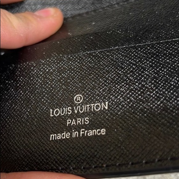 Selling because i simply don’t use it anymore. - Picture 2 of 4